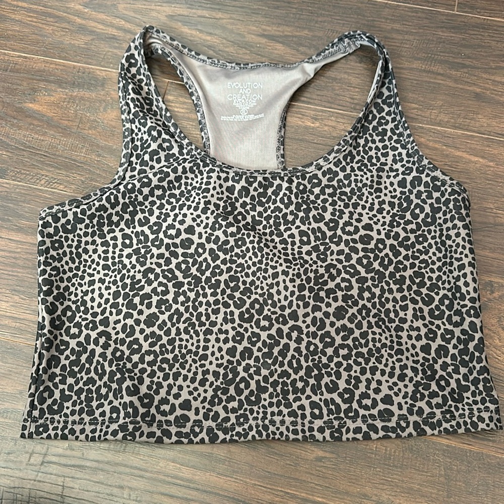 Evolution and creation leopard print sports top